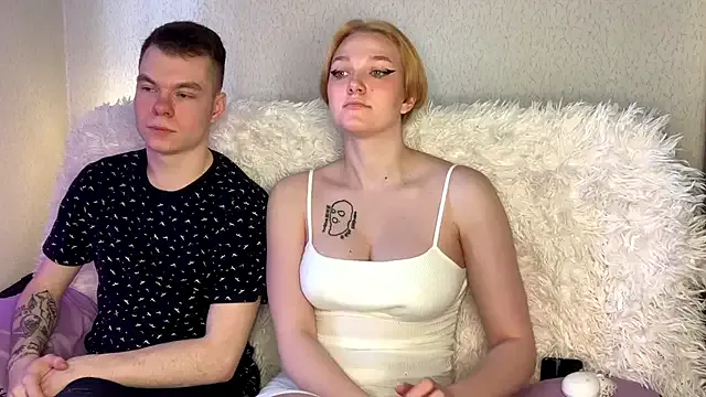 julielourens – webcam model profile photo